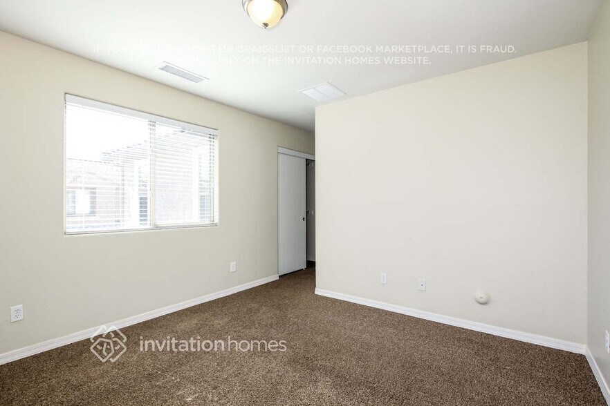 Building Photo - 2415 N 83rd Dr