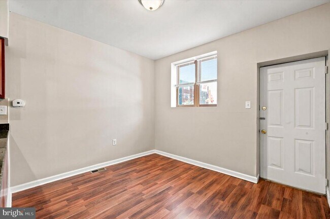 Building Photo - 1241 S 8th St