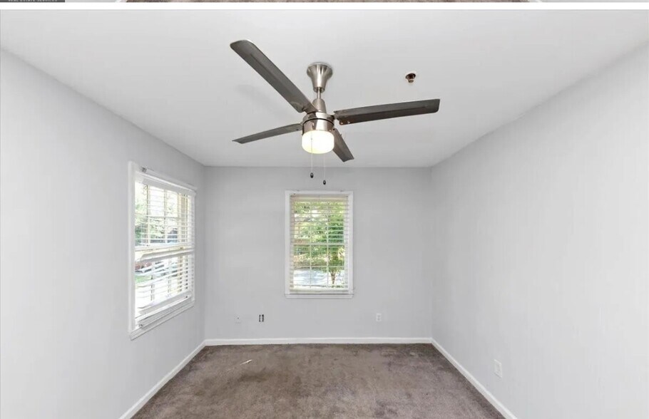 Building Photo - 1432 Forest Villa Dr NW