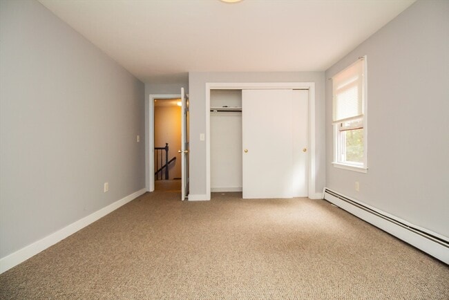 Building Photo - 186 Providence St