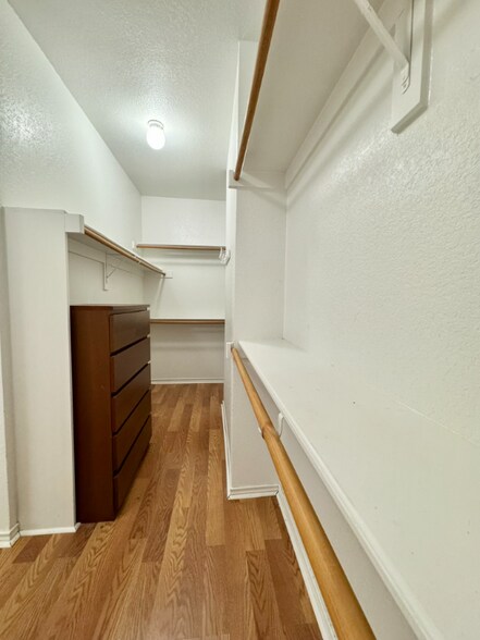 Building Photo - 1303 Kenshire Ct