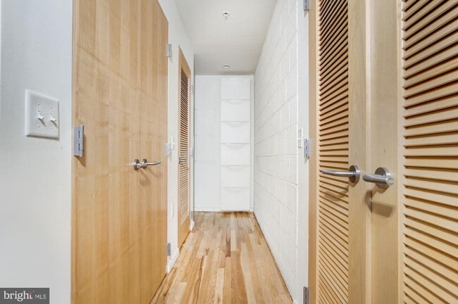 Building Photo - 437 New York Ave NW