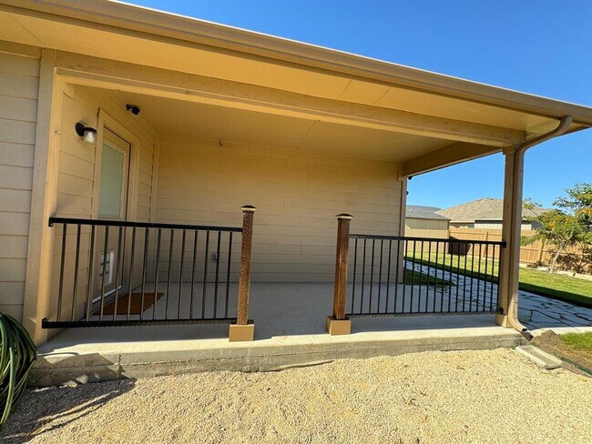 Building Photo - 11736 Carbrook Rd