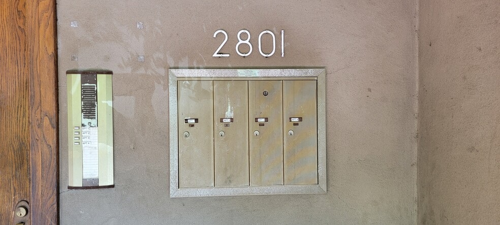 Building Photo - 2801 Cherry St