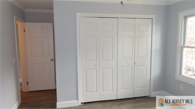 Building Photo - 1 Sturbridge Dr