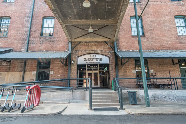 Building Photo - 505 Tennessee St