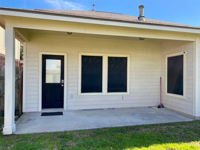 Building Photo - 2827 Mustang Hill Ln