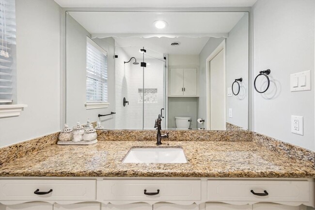 Building Photo - 10714 Piping Rock Ln