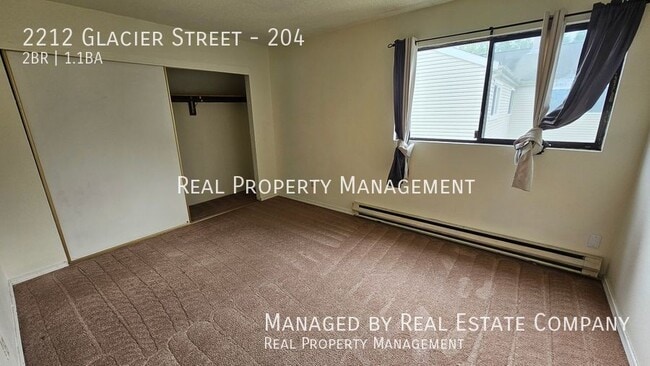 Building Photo - 2212 Glacier St