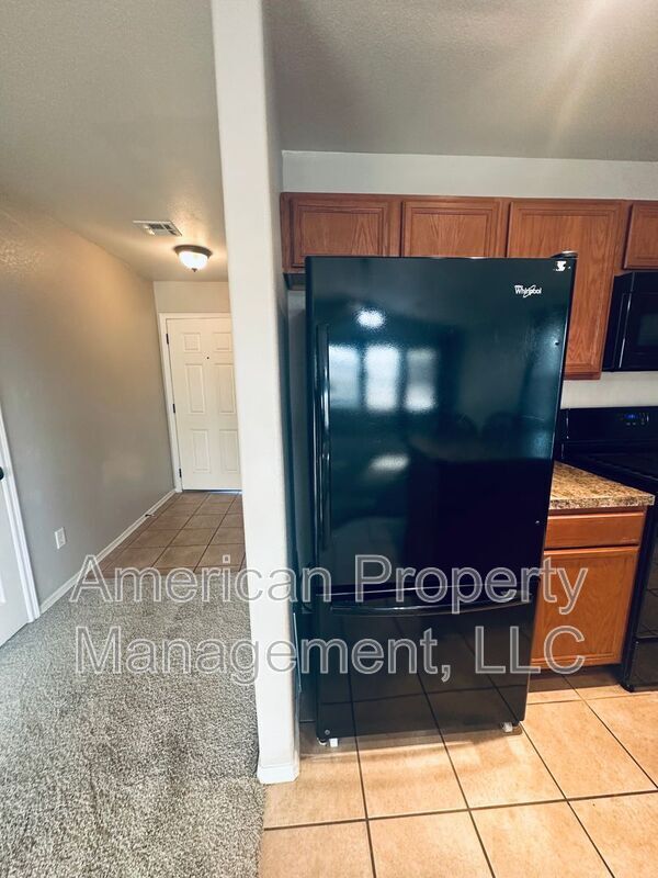 Building Photo - 2832 S 138th E Ave