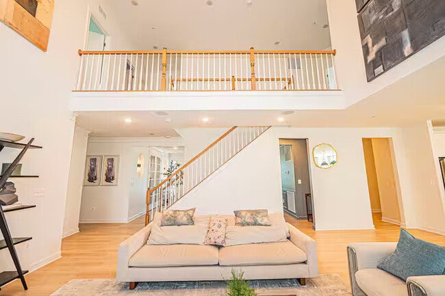 Building Photo - 11610 Glenn Dale Blvd