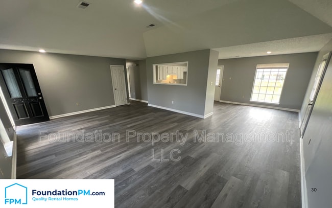 Building Photo - 7083 Gleneagles Dr