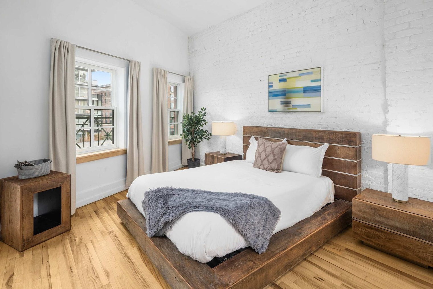 Building Photo - 354 Bowery-SI ID1035017P