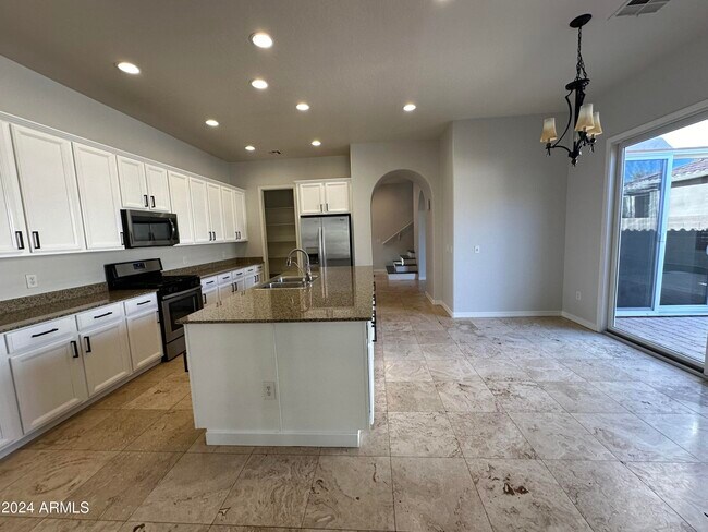Building Photo - 2251 E Azalea Dr