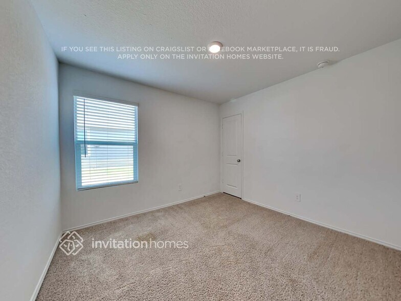 Building Photo - 3203 Crestone Dr