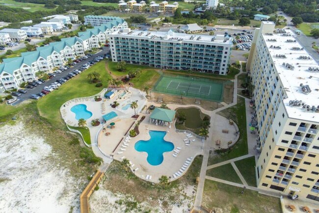 Building Photo - 497 Plantation Rd