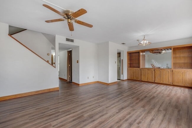 Building Photo - 3128 Blairstone Ct