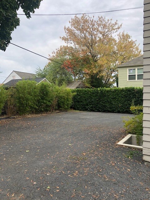Off Street Parking - 6623 N Vancouver Ave
