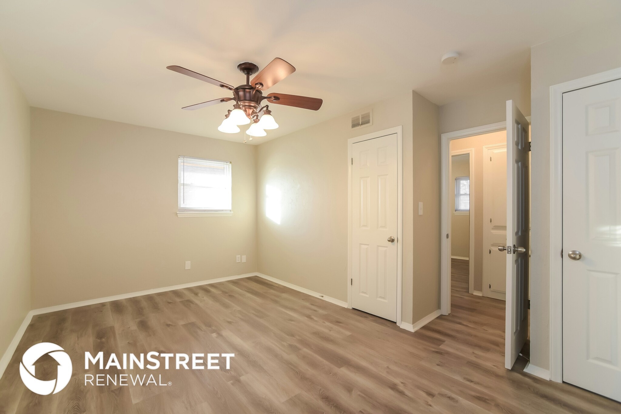 Building Photo - 309 S Dallas Ave