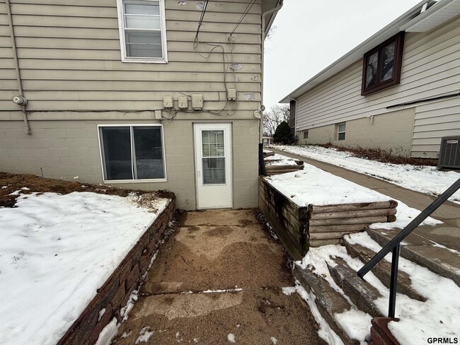 Building Photo - 2806.5 Jackson St