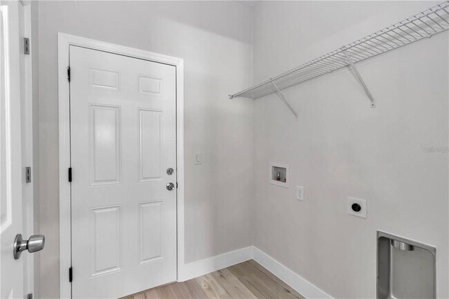 Building Photo - 3875 SW 169th Ln Rd