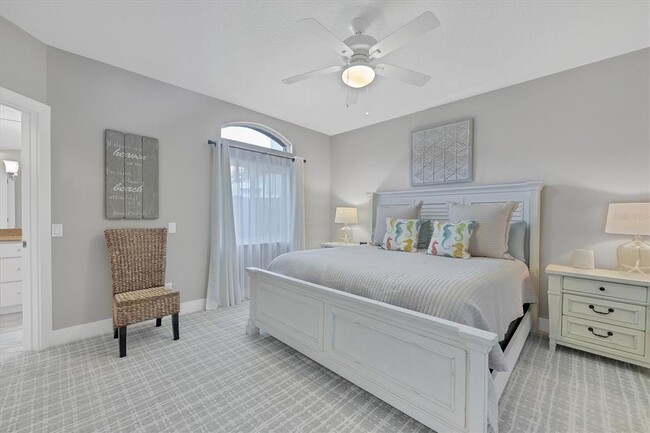 Building Photo - 7317 Regina Royale Blvd