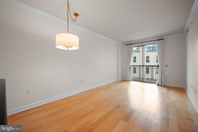 Building Photo - 1441 Rhode Island Ave NW