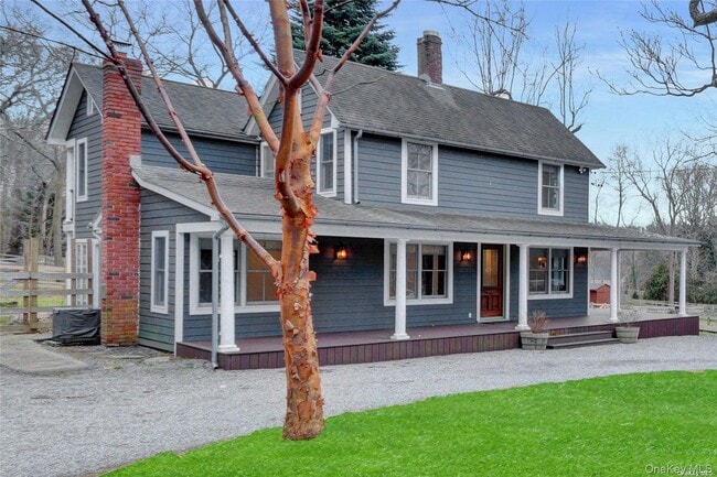 Building Photo - 42 Blydenburgh Ln