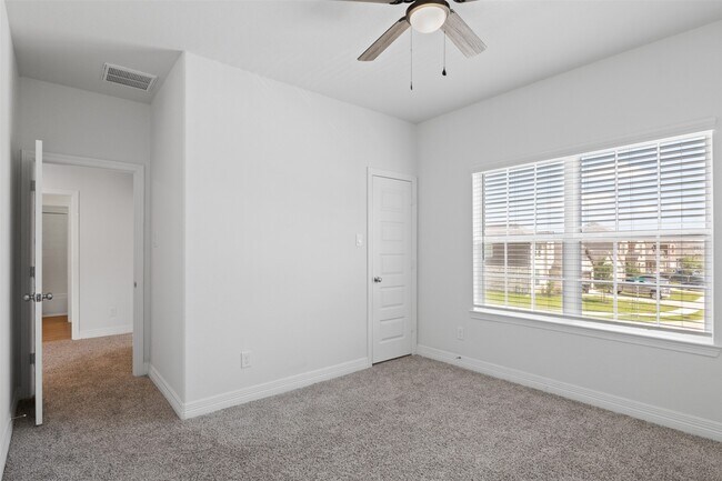 Building Photo - 3307 Avary River Ln