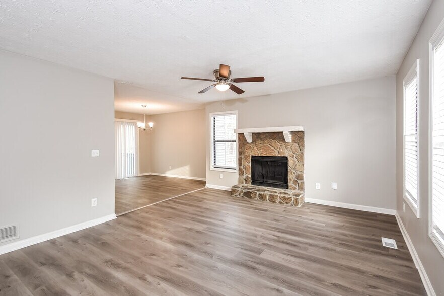 Building Photo - 4063 Casa Verde Dr