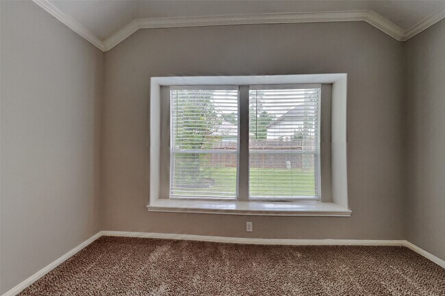 Building Photo - 12723 Rock Creek Ct.