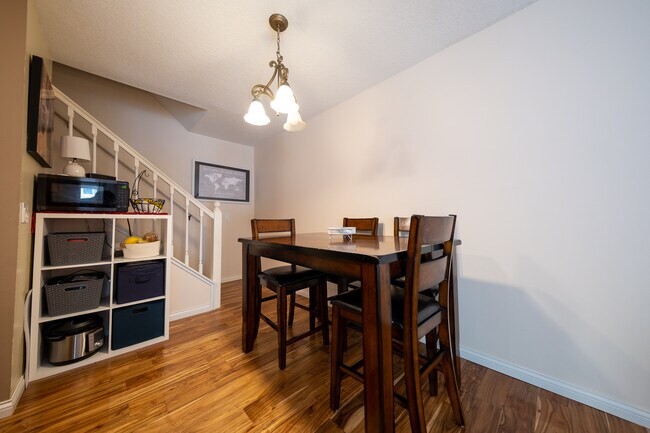 Building Photo - 14210 Hibiscus Ct