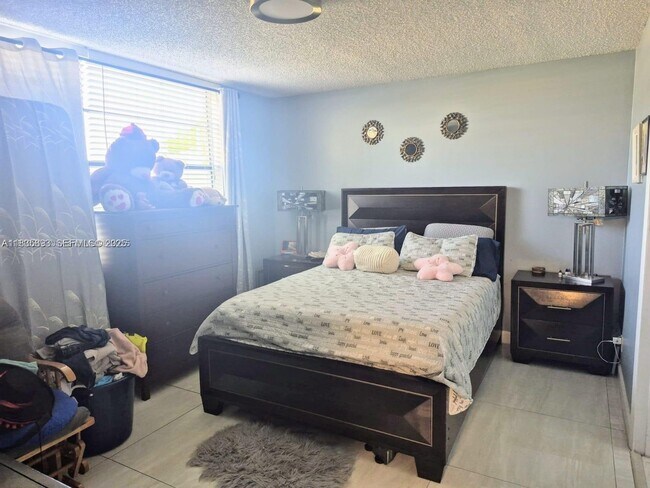 Building Photo - 7320 NW 18th St