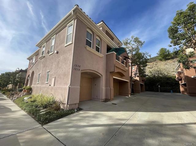 Building Photo - 1234 Highbluff Ave