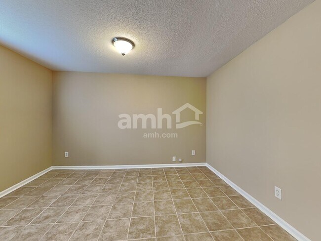 Building Photo - 5710 Waterpoint Dr