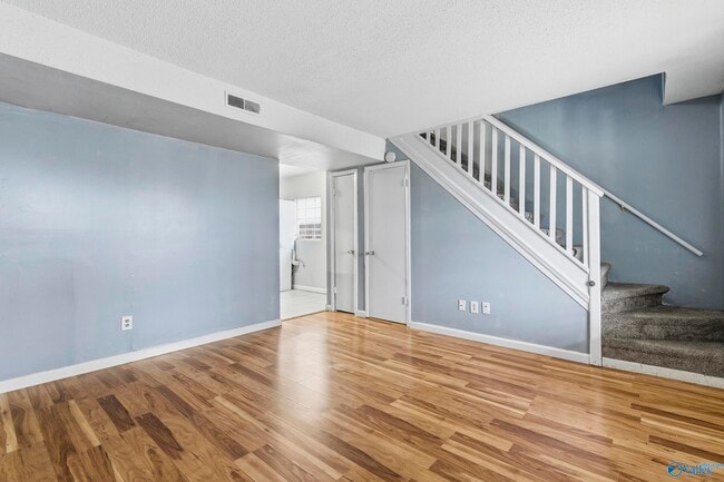 Building Photo - 1506 Toll Gate Rd SE