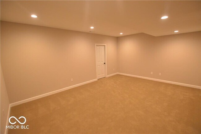 Building Photo - 5193 Rangewood Dr