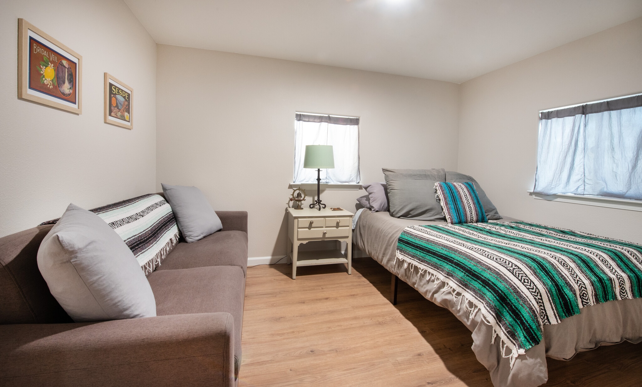 Building Photo - 604 S 8th St