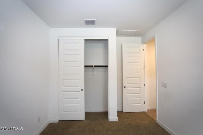 Building Photo - 9231 W Montecito Ave