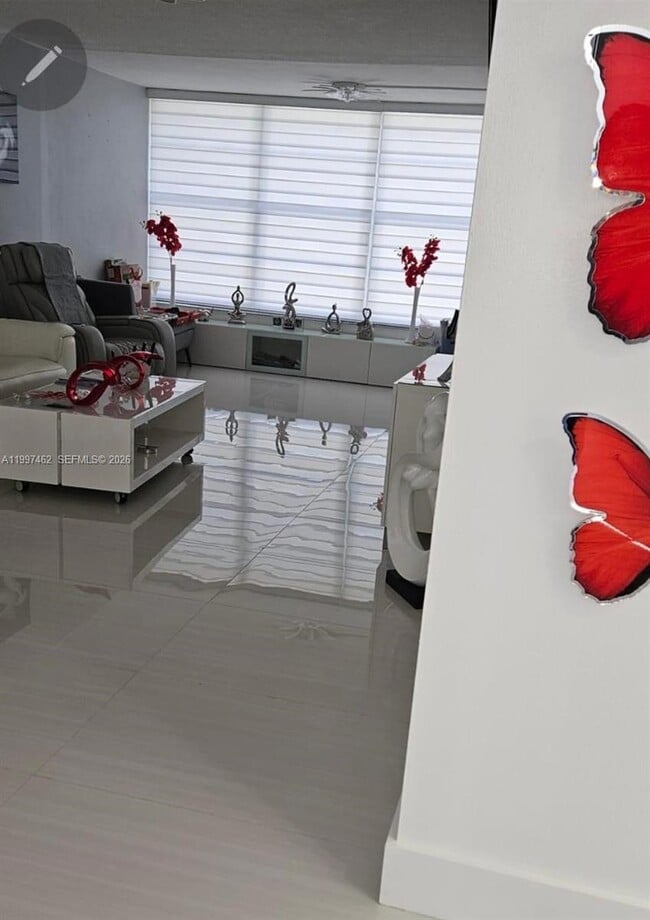 Building Photo - 6901 Cypress Rd