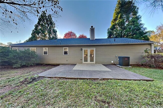 Building Photo - 163 Springbrooke Trl