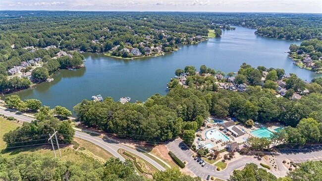 Building Photo - 6430 Bannerhorn Run