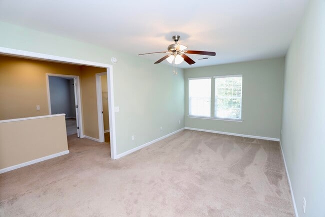 Building Photo - 1761 Nicholas Dr