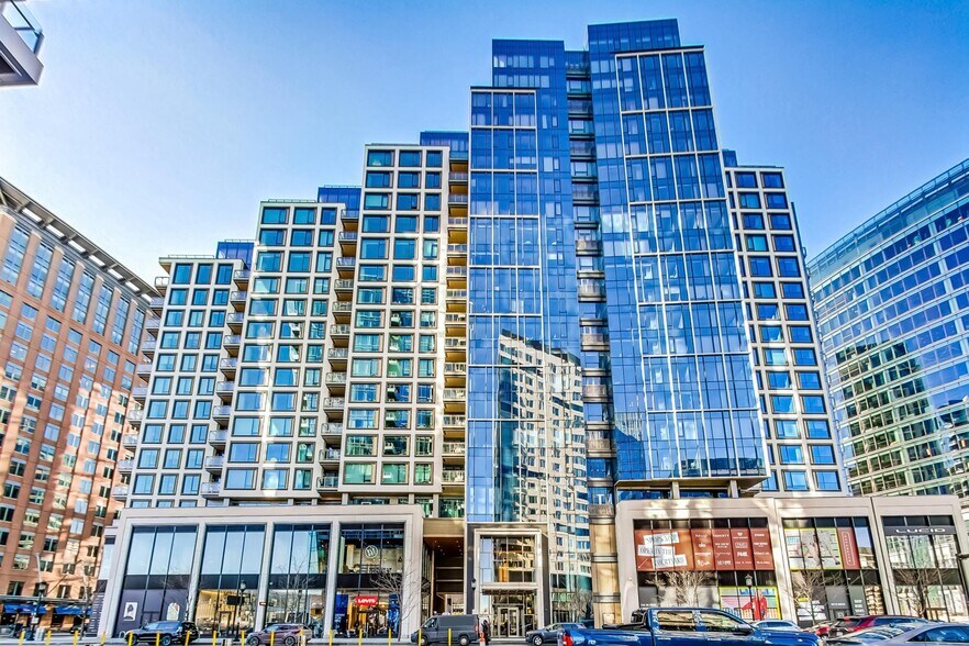 Building Photo - 135 Seaport Blvd
