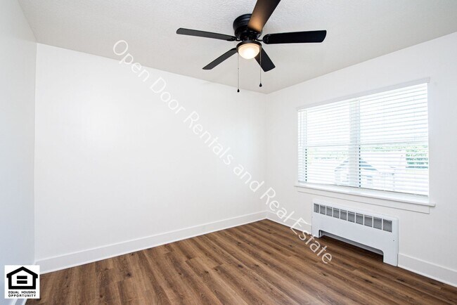 Building Photo - 1823 Griswold Dr