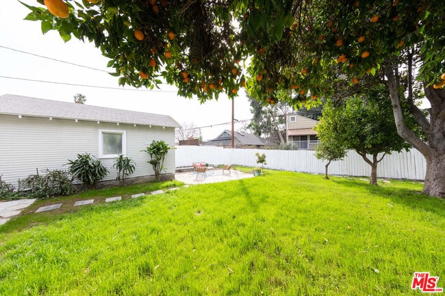 Building Photo - 3766 Valleybrink Rd