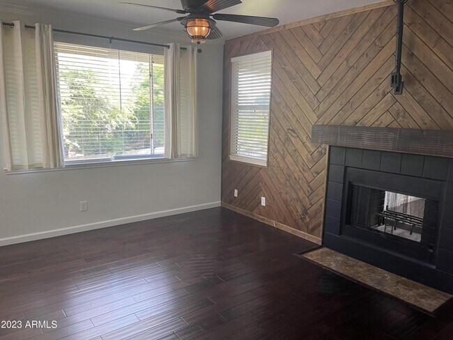 Building Photo - 7009 E Acoma Dr