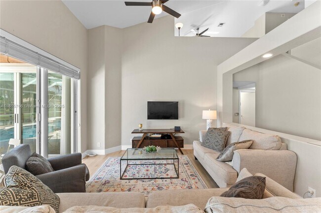 Building Photo - 1179 Laguna Springs Dr