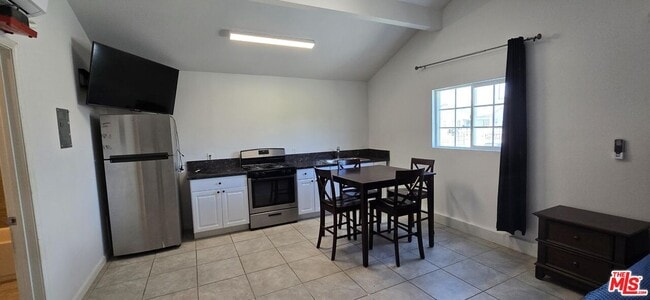 Building Photo - 17550 Willard St