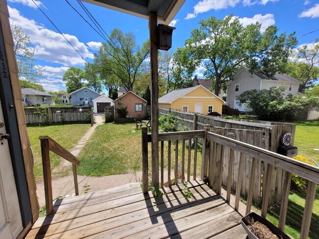 Building Photo - pp1412